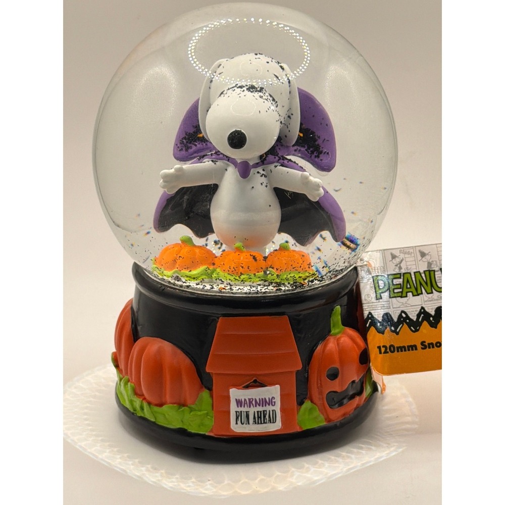 Peanuts‎ Vampire Snoopy Halloween Pumpkins Musical Snow Water Globe 120 mm NEW